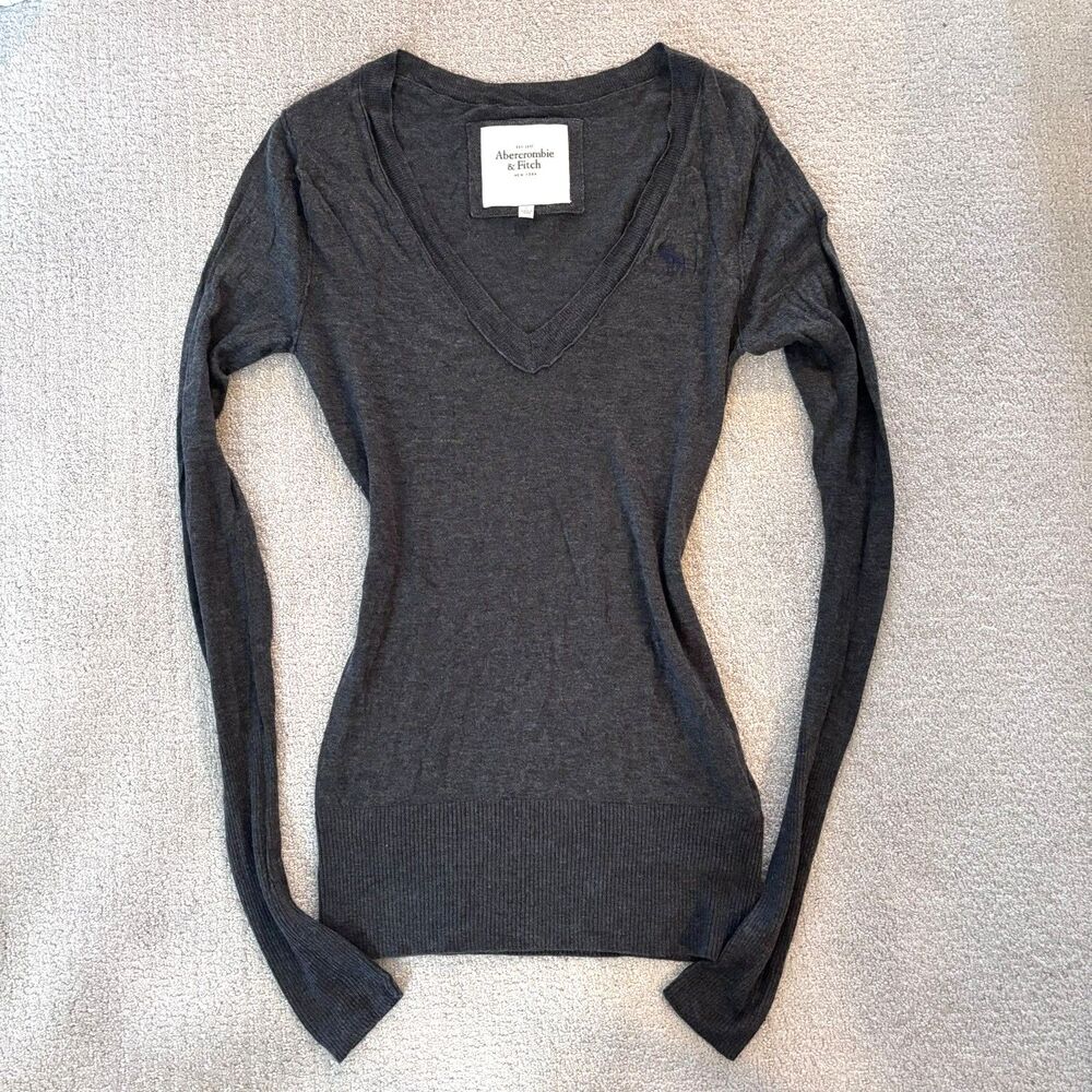 Vtg Y2K Abercrombie & Fitch Women L Wool Blend Sweater VNeck Twilight Bella Swan
